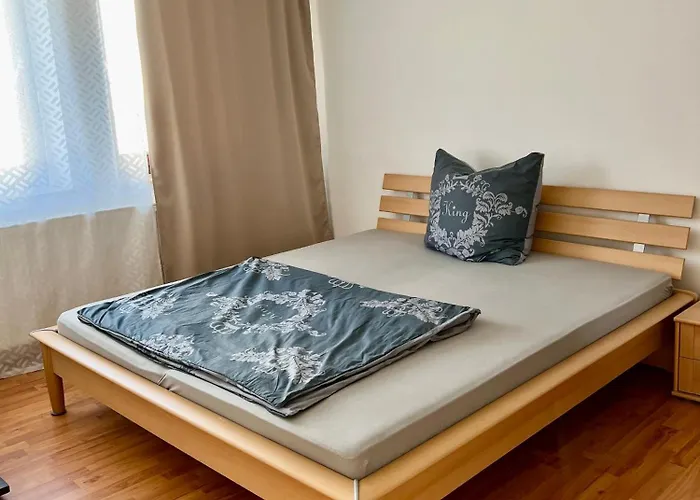 Apartment 3-zimmer Messe In Laatzen Mit Kostenlosen Parkplätzen *