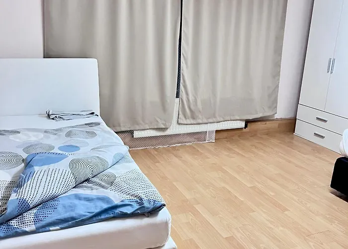 3-zimmer Messe In Laatzen Mit Kostenlosen Parkplätzen Apartment