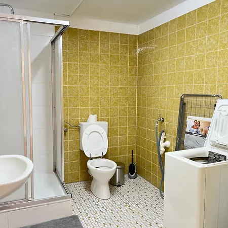 3-zimmer Messe In Laatzen Mit Kostenlosen Parkplaetzen Διαμέρισμα *