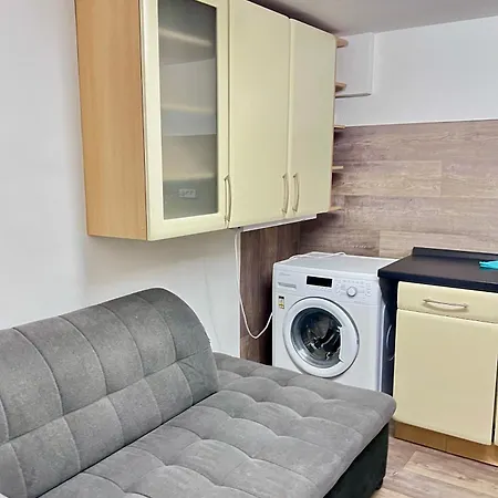 3-zimmer Messe In Laatzen Mit Kostenlosen Parkplaetzen Διαμέρισμα